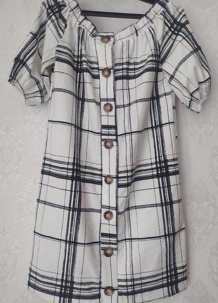 Стильное платье