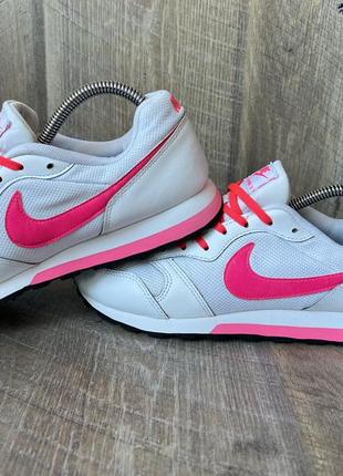 Кроссовки nike md runner 38/24,5см2 фото