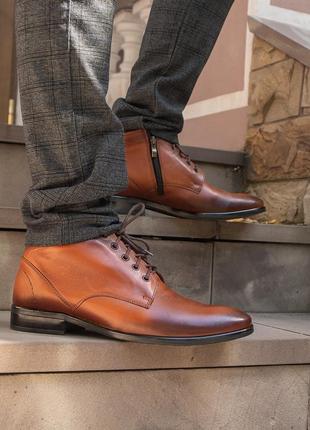 Светло коричневые ботинки 41 и 45 размер