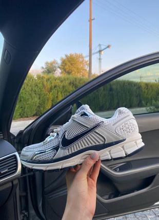 Кроссовки nike zoom vomero 5 photon dust metallic silver