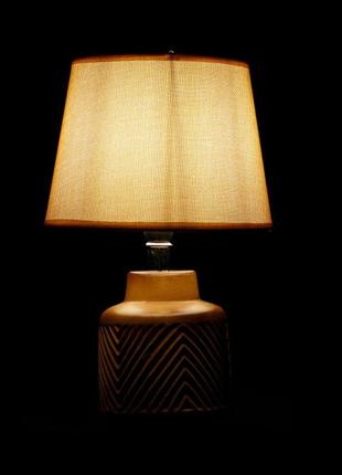 Приліжкова настільна лампа з абажуром njl2206 (a+b)3 фото