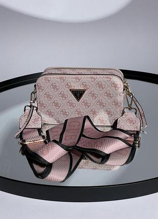 Сумочка guess zippy snapshot pink