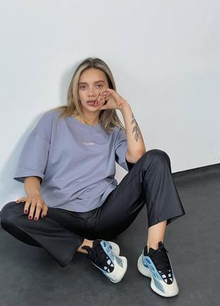 Мужские и женские кроссовки   adidas yeezy boost 700 v3  адидас изи буст2 фото