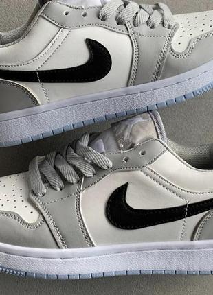 Жіночі кросівки Paris Saint-Germain x Air Jordan 1 Retro High