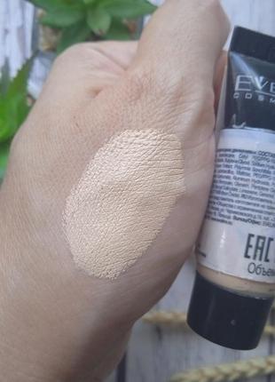 Тональный крем eveline selfie time foundation & concealer тон 09 ivory2 фото