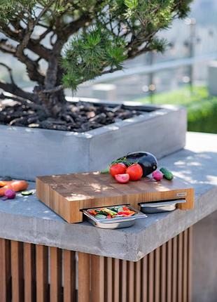 Торцевая разделочная доска из дуба на две гастроемкости 34х46 см