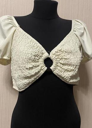 Бежевый топ