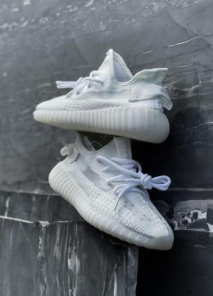 Чоловічі та жіночі кросівки    adidas yeezy 350 v2   адидас изи буст5 фото