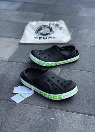 Мужские шлепанцы crocs bayaband black white green5 фото