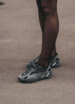 Мужские и женские кроссовки   adidas yeezy boost 700 v2  адидас изи буст9 фото