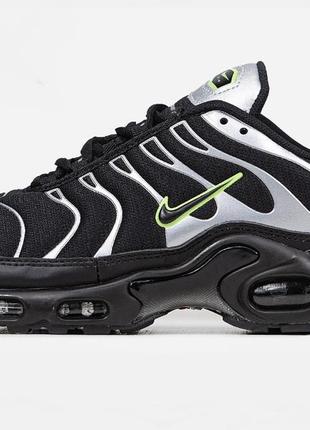 Мужские кроссовки  nike air max plus tn black silver green