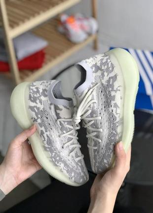 Женские кроссовки  adidas yeezy boost 380 alien grey