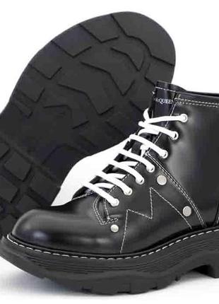 Женские кроссовки  mcqueen ankle boots black