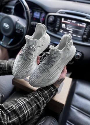 Мужские и женские кроссовки  adidas yeezy boost 350 v2 static non-reflective2 фото