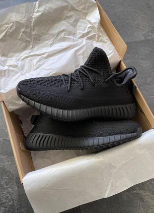 Мужские кроссовки  adidas yeezy boost 350 black no reflective (темна піна)6 фото