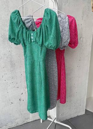 Платье розовое зелёное серое в горох цветы с короткими рукавами фонариками лиф корсет резинка корсетное приталенное с разрезом на юбке до колена2 фото