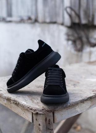 Женские кроссовки alexander mcqueen low larry black 34 фото