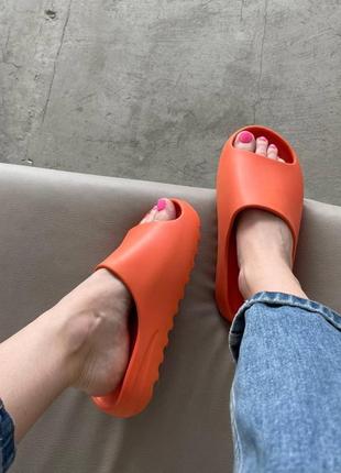 Шлепанцы женские  adidas yeezy slide orange 22 фото