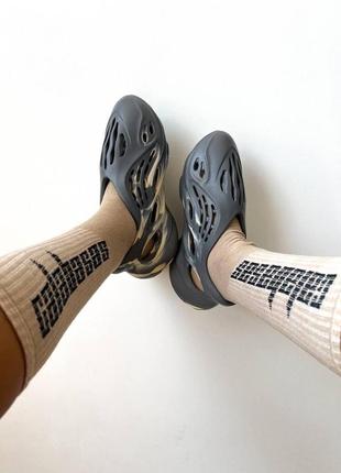 Мужские кроссовки  adidas yeezy foam sales mtx moon gray