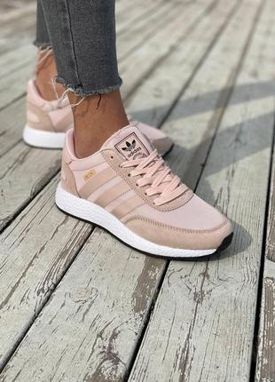 Женские кроссовки  adidas iniki