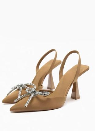 Туфлі zara
