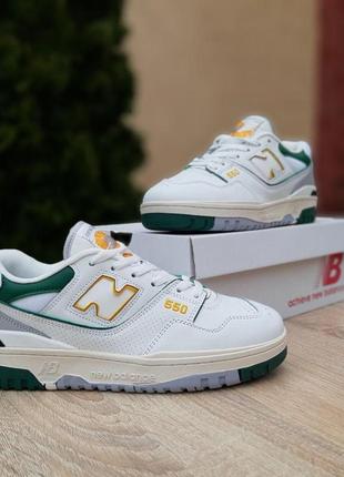 Мужские кроссовки new balance 550 (белые с зеленым) стильные спортивные повседневные кроссы нью беленс