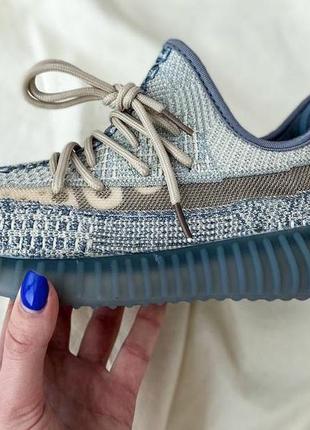 Женские кроссовки  adidas yeezy boost 350 v2