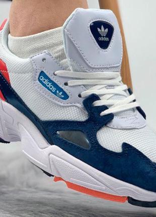 Женские кроссовки  adidas falcon