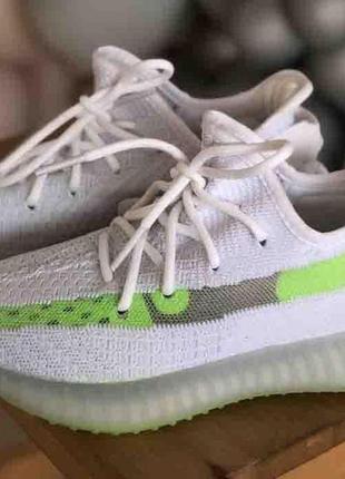 Женские кроссовки  adidas yeezy boost 350 v2 white/green