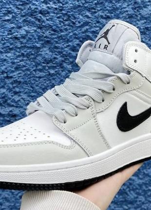 Женские кроссовки  Smoke jordan Michael 1 grey
