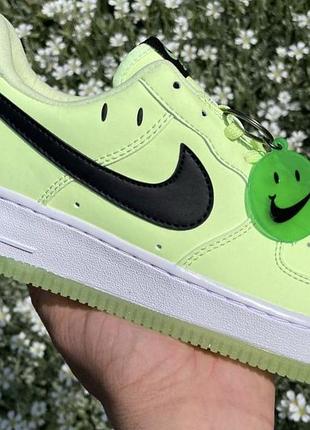 Женские кроссовки  White nike air force neon green