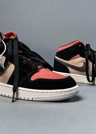 Женские кроссовки  jordan retro 1 mid