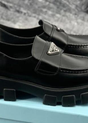 Лоферы женские prada loafer