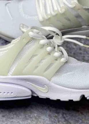 Nike air presto white