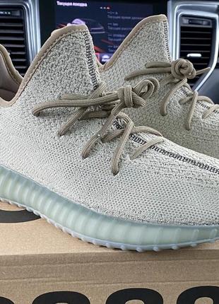 Женские кроссовки  flashback adidas yeezy boost 350 v2