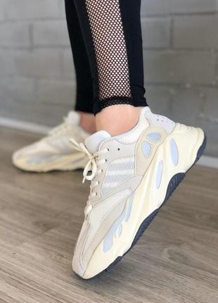 Женские кроссовки adidas yeezy boost 700 адидас изи буст