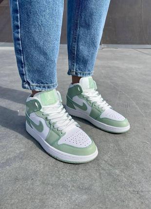 Кросівки жіночі nike air bred 1 retro найк аїр джордан найк аїр джордан