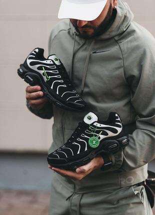 Мужские кроссовки  nike air max tn plus black green3 фото