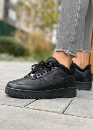Жіночі кросівки  nike air force low winter black
