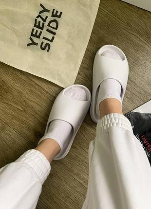 Женские кроссовки  adidas yeezy slide white6 фото