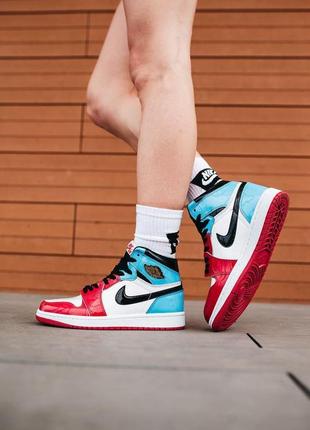 Женские кроссовки  nike air jordan 1 retro high blue red white 2