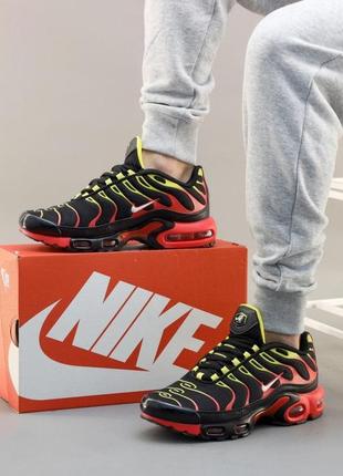 Nike air max plus tn black red yellow white