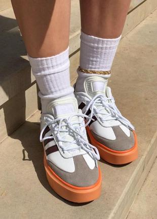 Кросівки жіночі adidas адідас