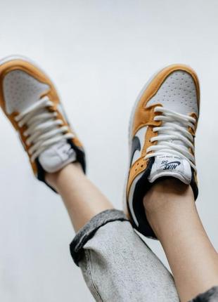 Женские кроссовки  nike dunk sb beige