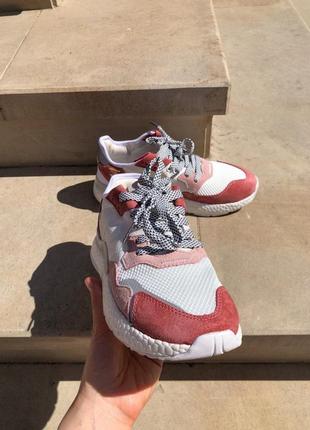 Adidas nite jogger nite jogger raw white/white/trace pink2 фото