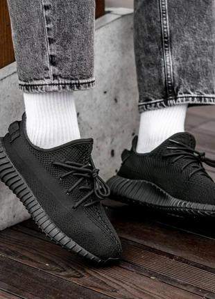 Мужские и женские кроссовки  adidas yeezy boost black
