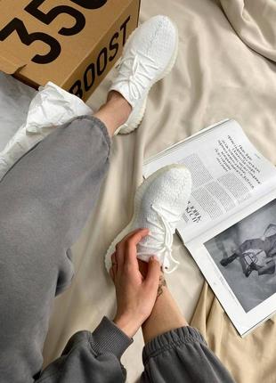 Мужские / женские кроссовки  adidas yeezy boost 350 v2 triple white crem sole8 фото