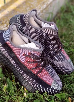 Женские кроссовки  adidas yeezy boost 350 holiday