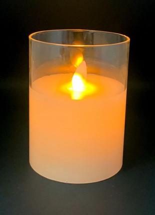 Свеча с led подсветкой с движущимся пламенем (10х7,5х7,5 см)