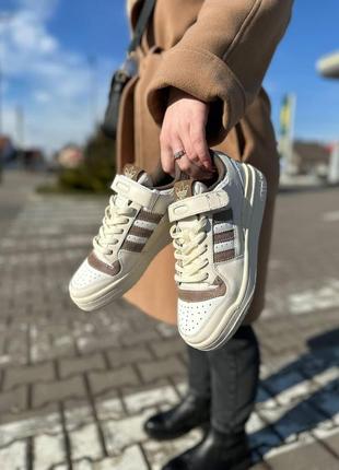 Женские кроссовки  adidas forum low chocolate beige